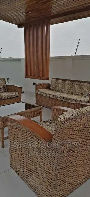 4bdrm Bungalow in Sakumono Celebraty, Spintex for rent