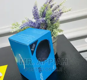 Unique Design Echo Dot 5th Gen Portable Bluetooth Speaker.