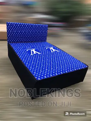 Inbuilt Double Bed