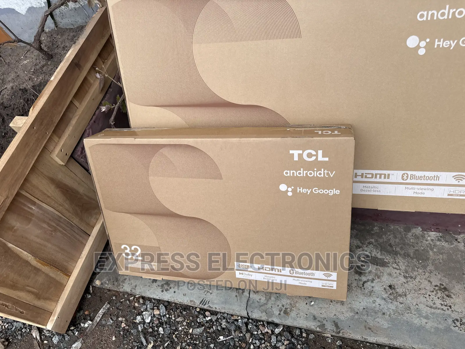 Lovely Slim FHD Satellite 32S5400 a TCL Tv 