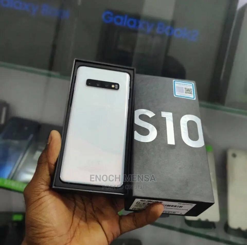 New Samsung Galaxy S10 128 GB Black