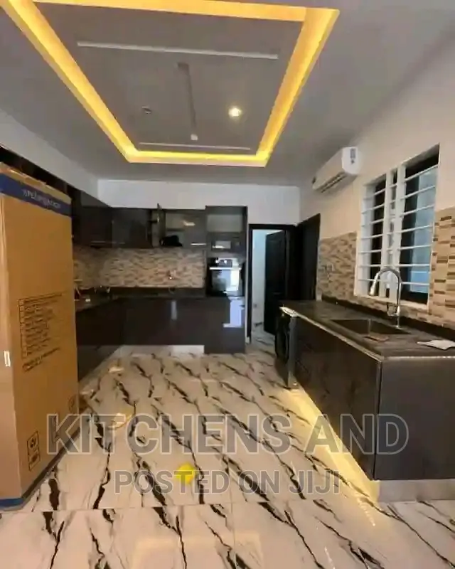 Modern Kitchen Cabinet