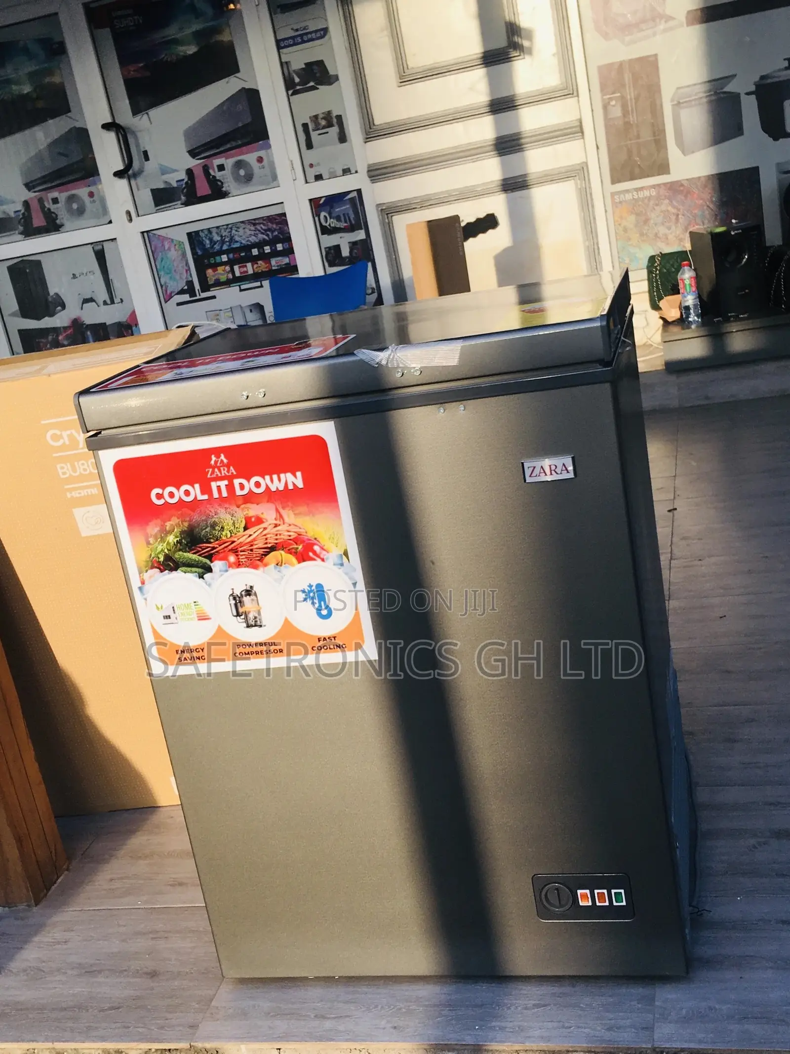 Singledoor Chestfreezer Zara-210 Glass Lid Electric