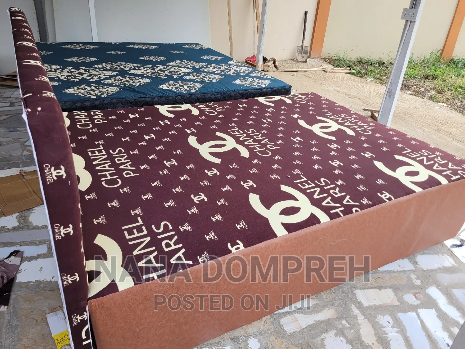 Inbuilt Double Bed
