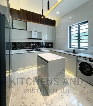 Modern Kitchen Cabinet