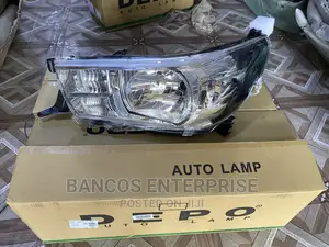 Toyota Hilux 2014/2015/206 Headlight