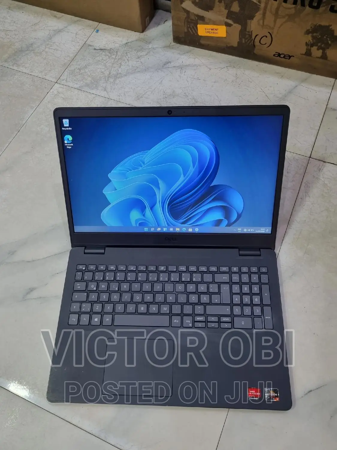 Laptop Dell Inspiron 3542 8GB AMD Ryzen 3 SSD 256GB