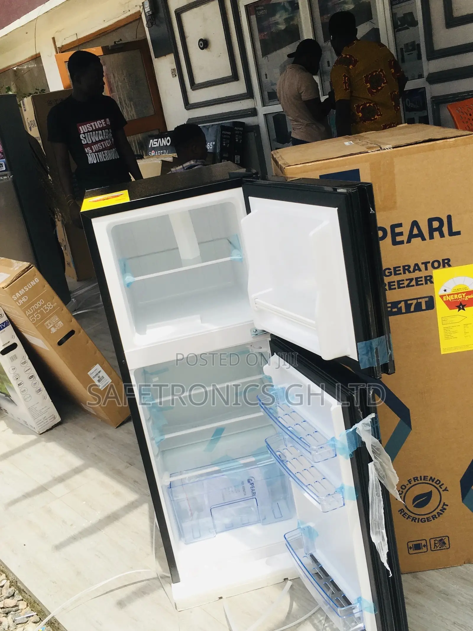 Pearl PF-17T Doubledoor Topfreezer Black Glass Fridge 
