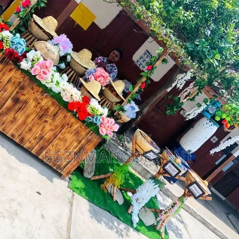 Local Bar, Catering Service