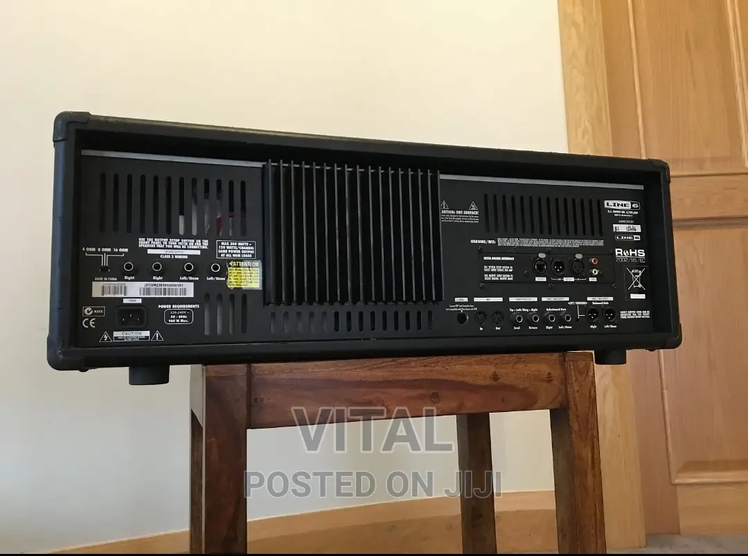 300 Watts Guitar Modeling Amp/Line6 Vetta 2 HD