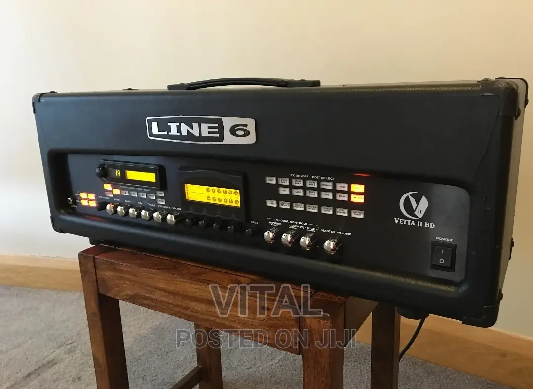 300 Watts Guitar Modeling Amp/Line6 Vetta 2 HD
