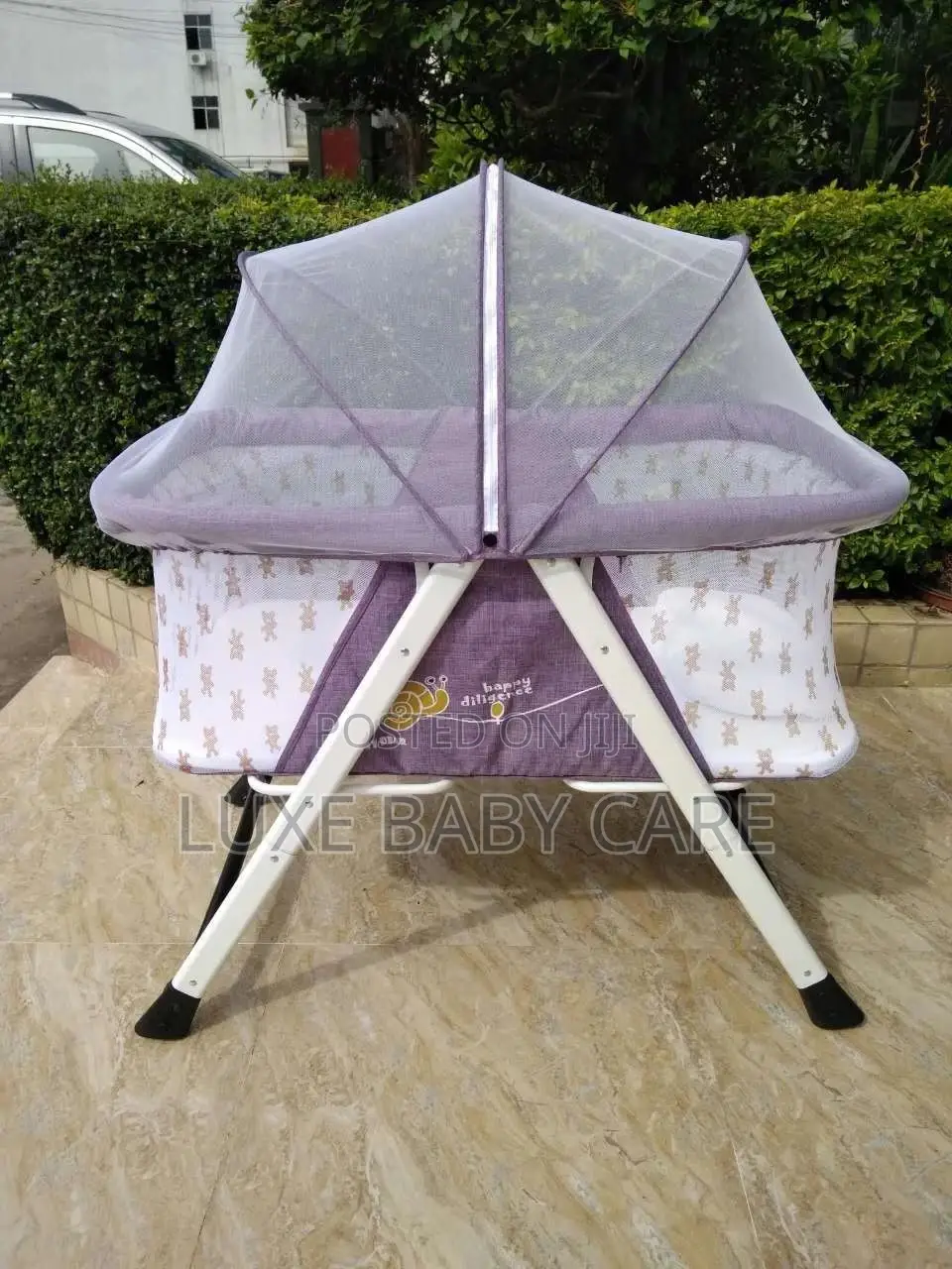 2-in-1 Stationary Rocking Bassinet, Portable Bedside Crib