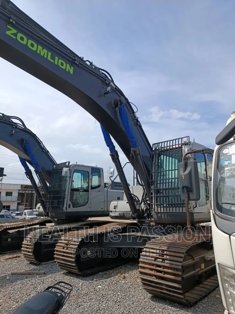 Brand New Zoomlion Excavator, ZE370E, (37 Tons) for Sale