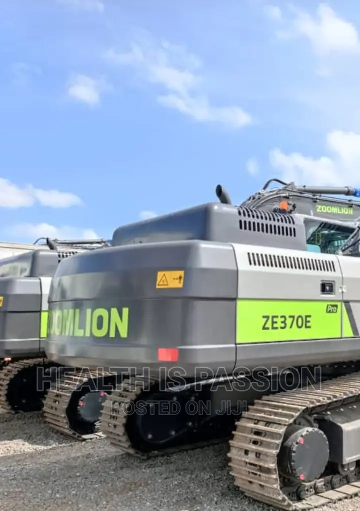Brand New Zoomlion Excavator, ZE370E, (37 Tons) for Sale