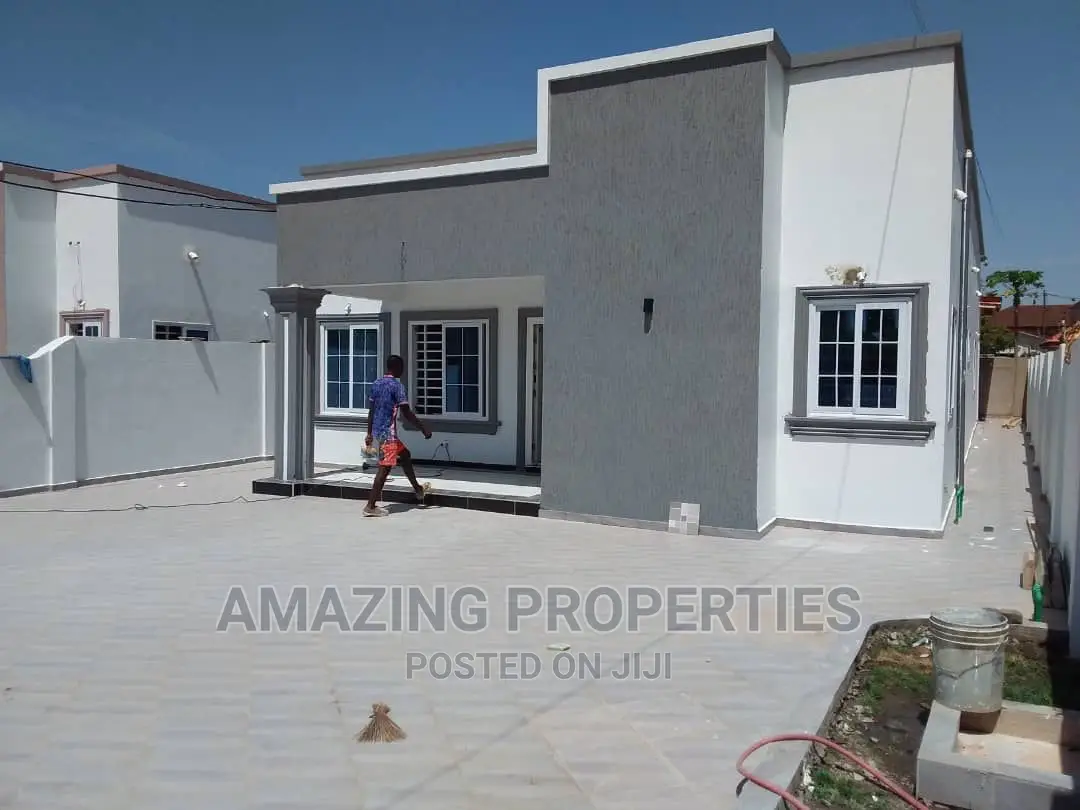 3bdrm House in Spintex for rent