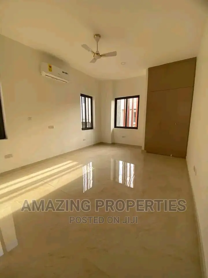 4bdrm House in East Legon for sale
