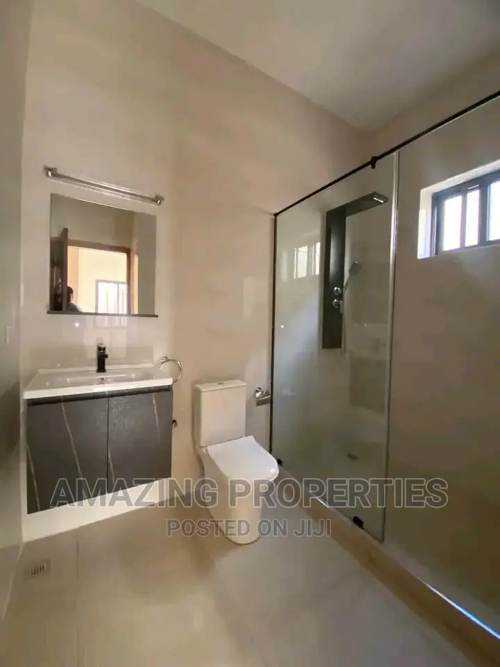 4bdrm House in East Legon for sale