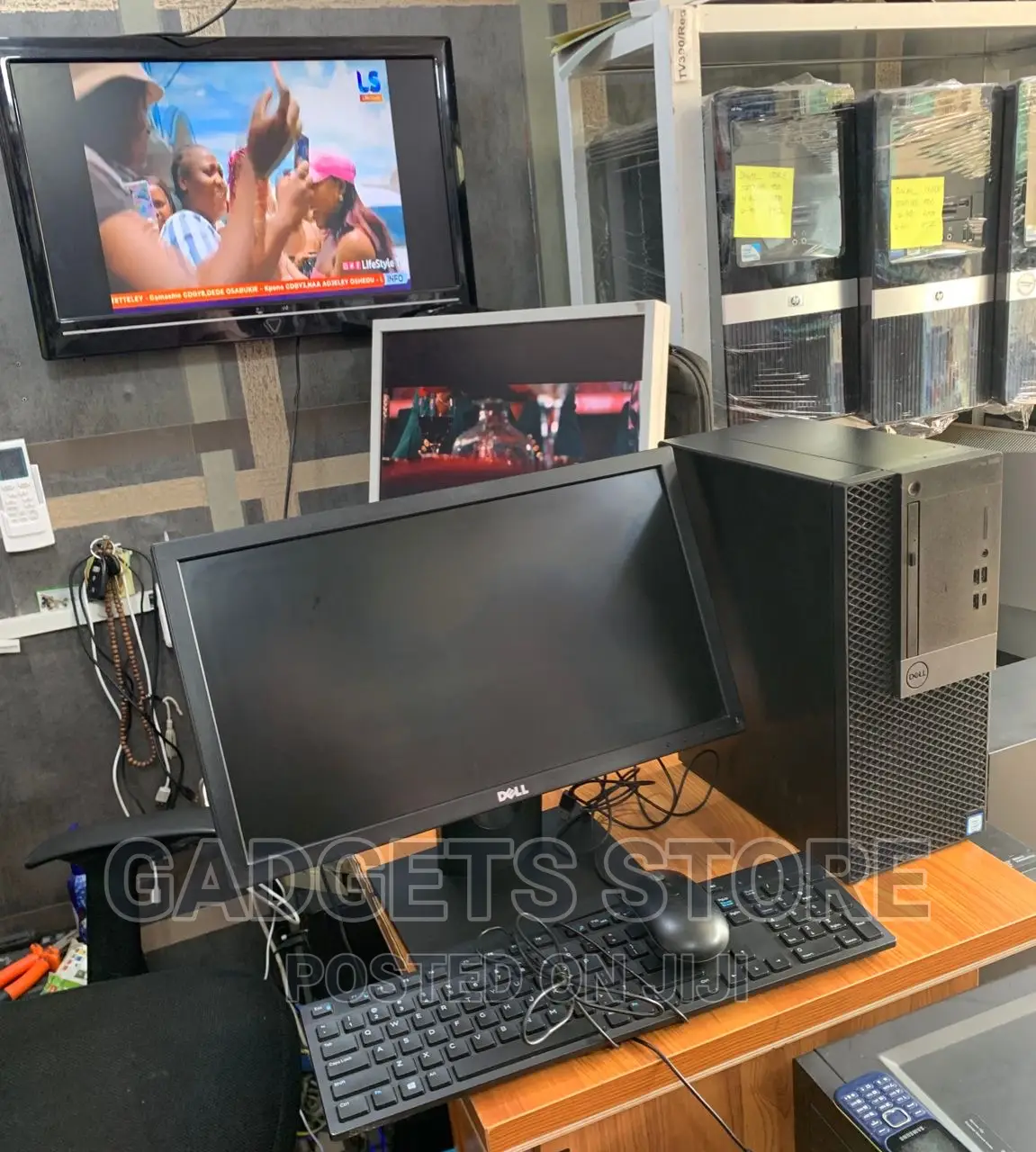 Desktop Computer Dell OptiPlex 5060 12GB Intel Core I5 HDD 500GB