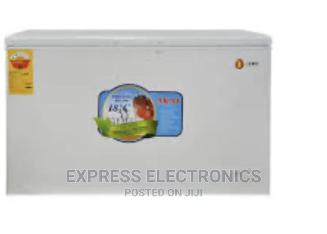 Eco Efficient Sleek White Rainbow Chest Freezer RCF-370