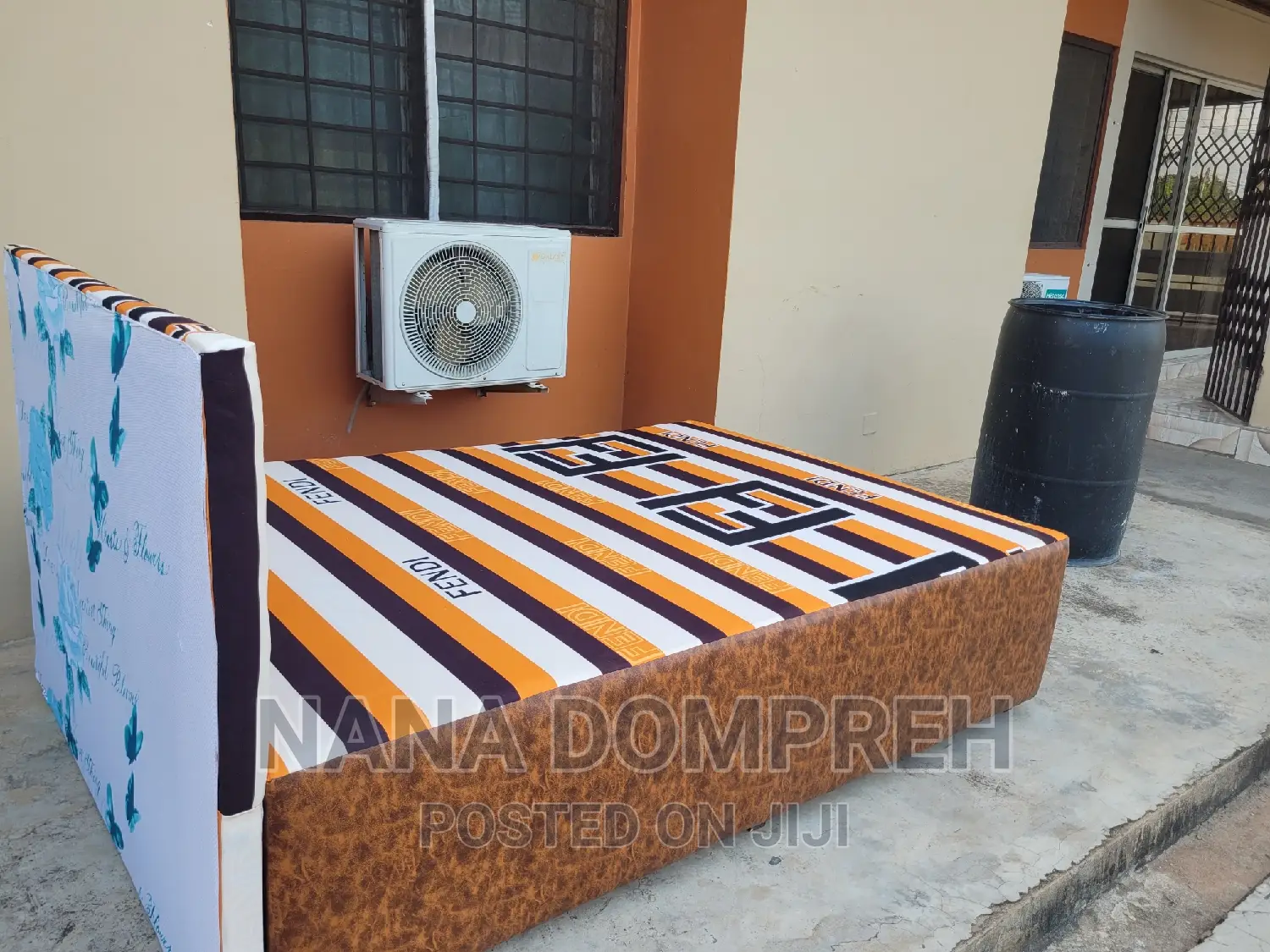 Inbuilt Double Bed