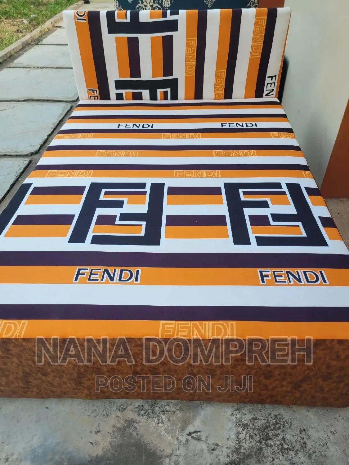 Inbuilt Double Bed