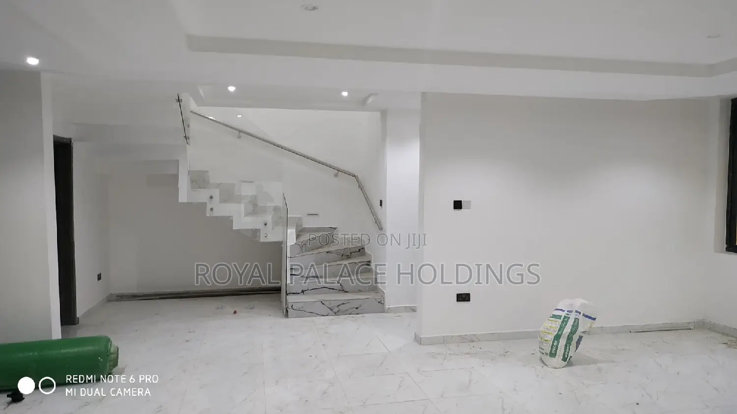 5 Bedroom Duplex for Sale