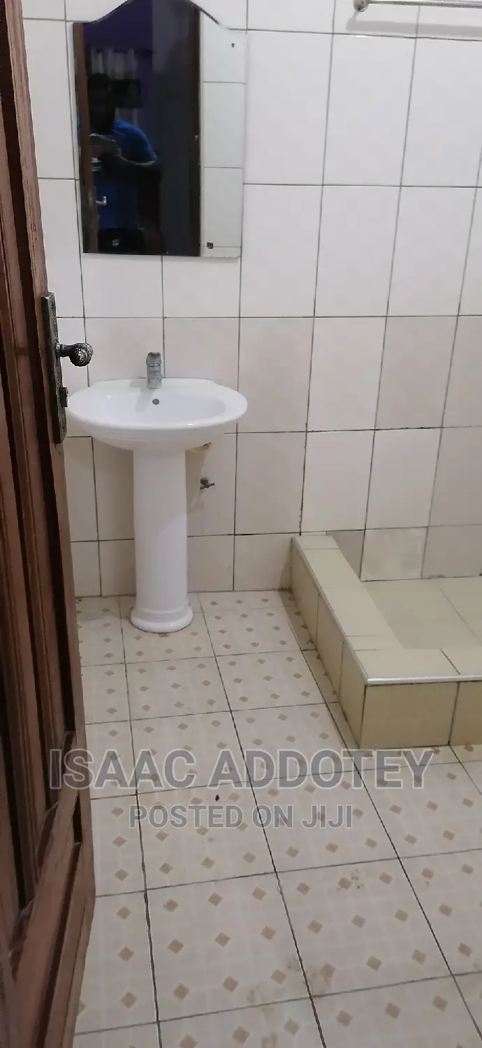 1bdrm Apartment in Spintex for rent