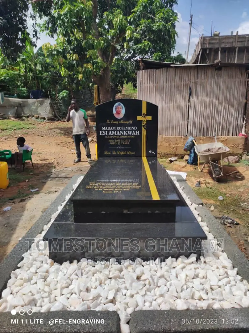 Two Steps Granite Tombstone Done at Atinpoku