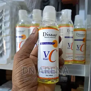 Disaar Vitamin C Oil: Reducing Fine Lines and Wrinkles 100ml