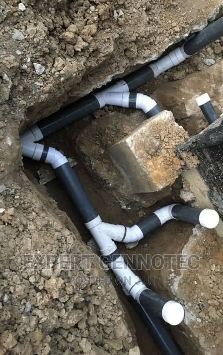 Professional Plumber With Quality Services.