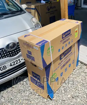 Highly Energy Saving Pearl Air Conditioner(R410)1.5hp,White