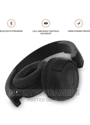 JBL T460BT Extra Bass Wireless on-Ear Mic - Black