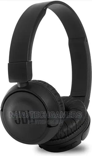 JBL T460BT Extra Bass Wireless on-Ear Mic - Black