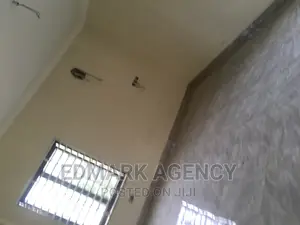 4bdrm House in Ashongman Estate, Police Station for sale