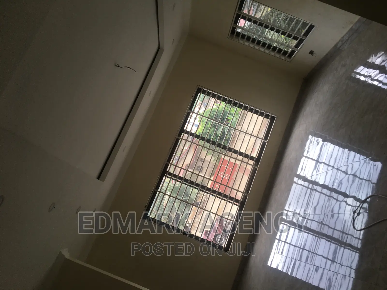 4bdrm House in Ashongman Estate, Police Station for sale