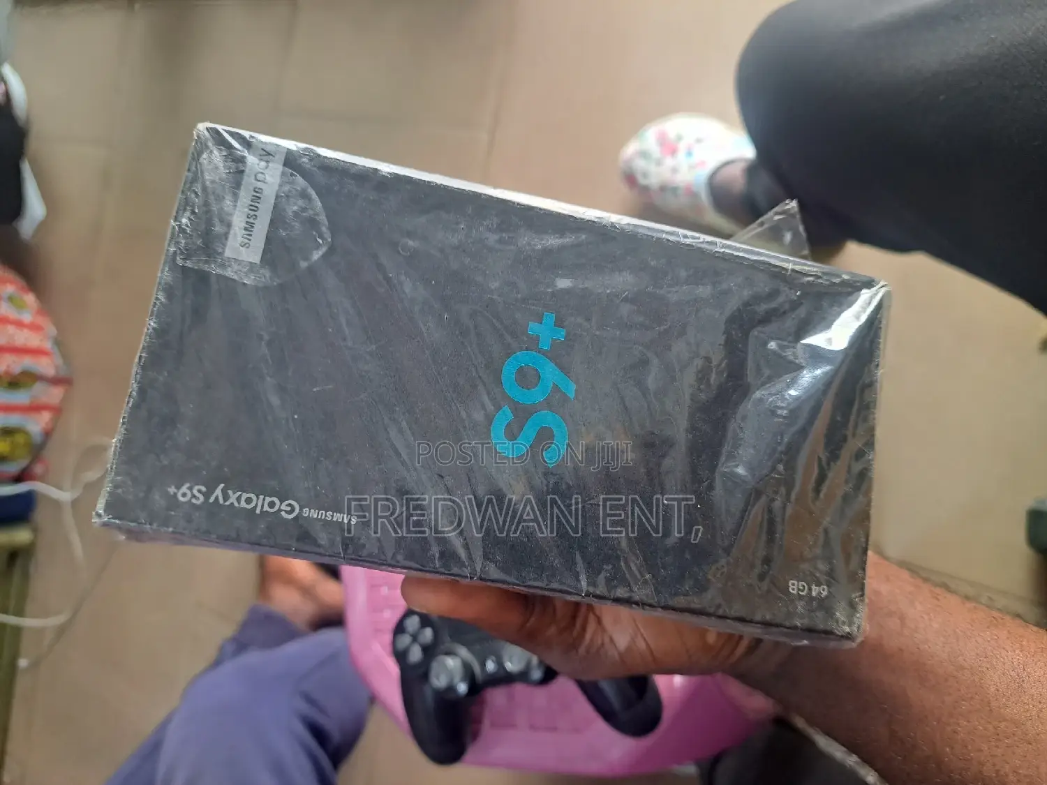 New Samsung Galaxy S9 Plus 64 GB Gray