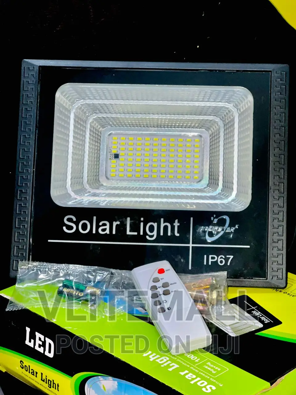 Solar Floodlights 200watts Zipstar in Accra New Town Solar Energy, Vlitemall Enterprise