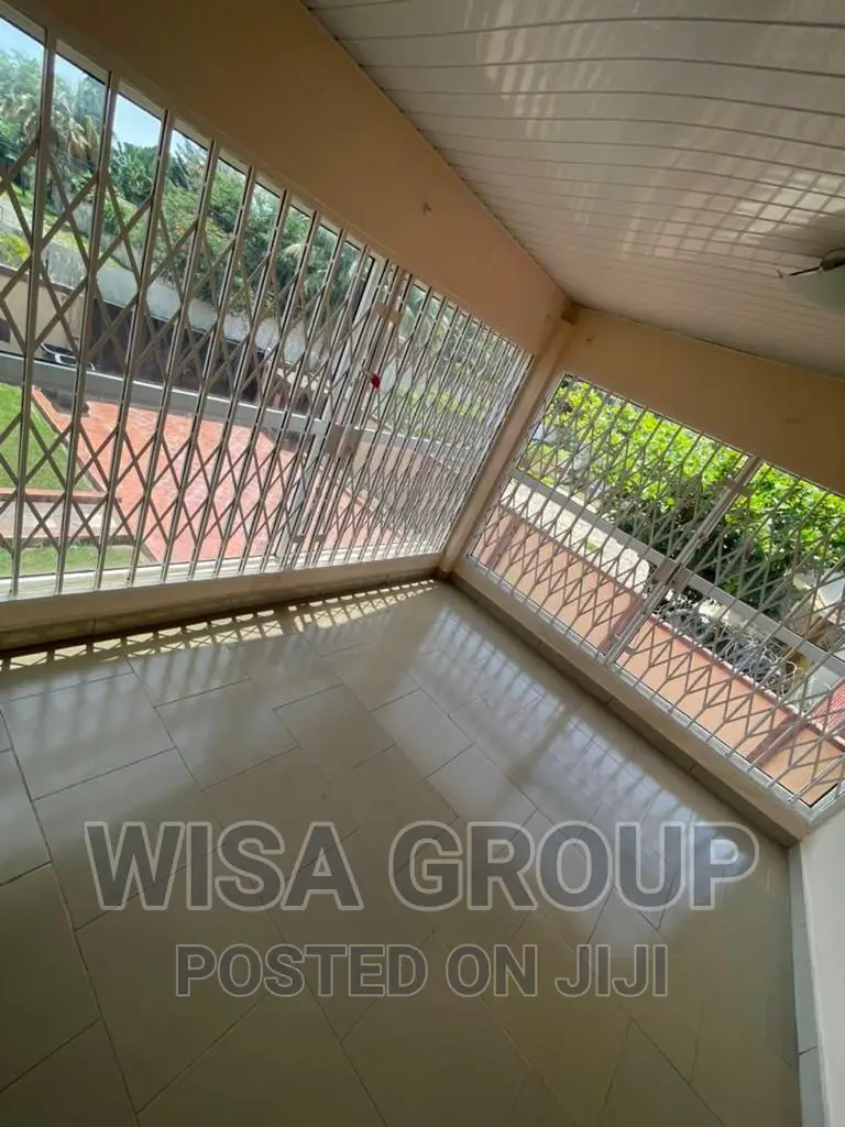 4bdrm Mansion in Wisa, Cantonments for rent