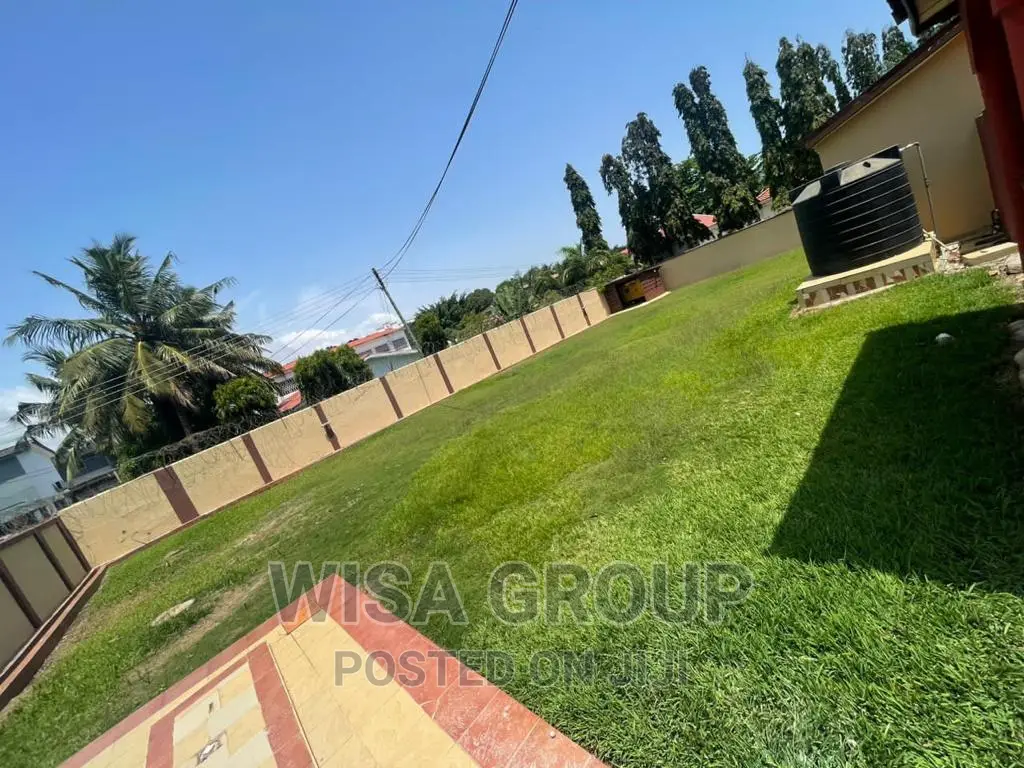 4bdrm Mansion in Wisa, Cantonments for rent