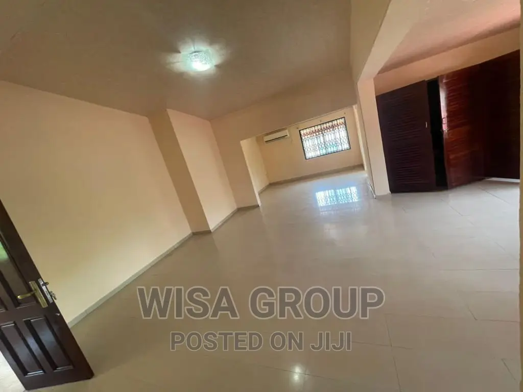 4bdrm Mansion in Wisa, Cantonments for rent