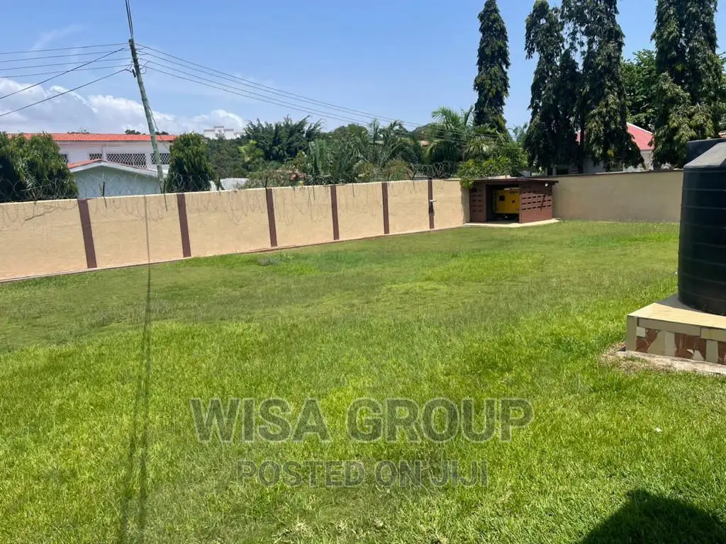 4bdrm Mansion in Wisa, Cantonments for rent