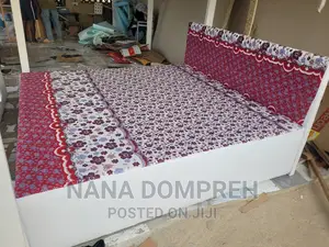 Inbuilt Queen Size Bed