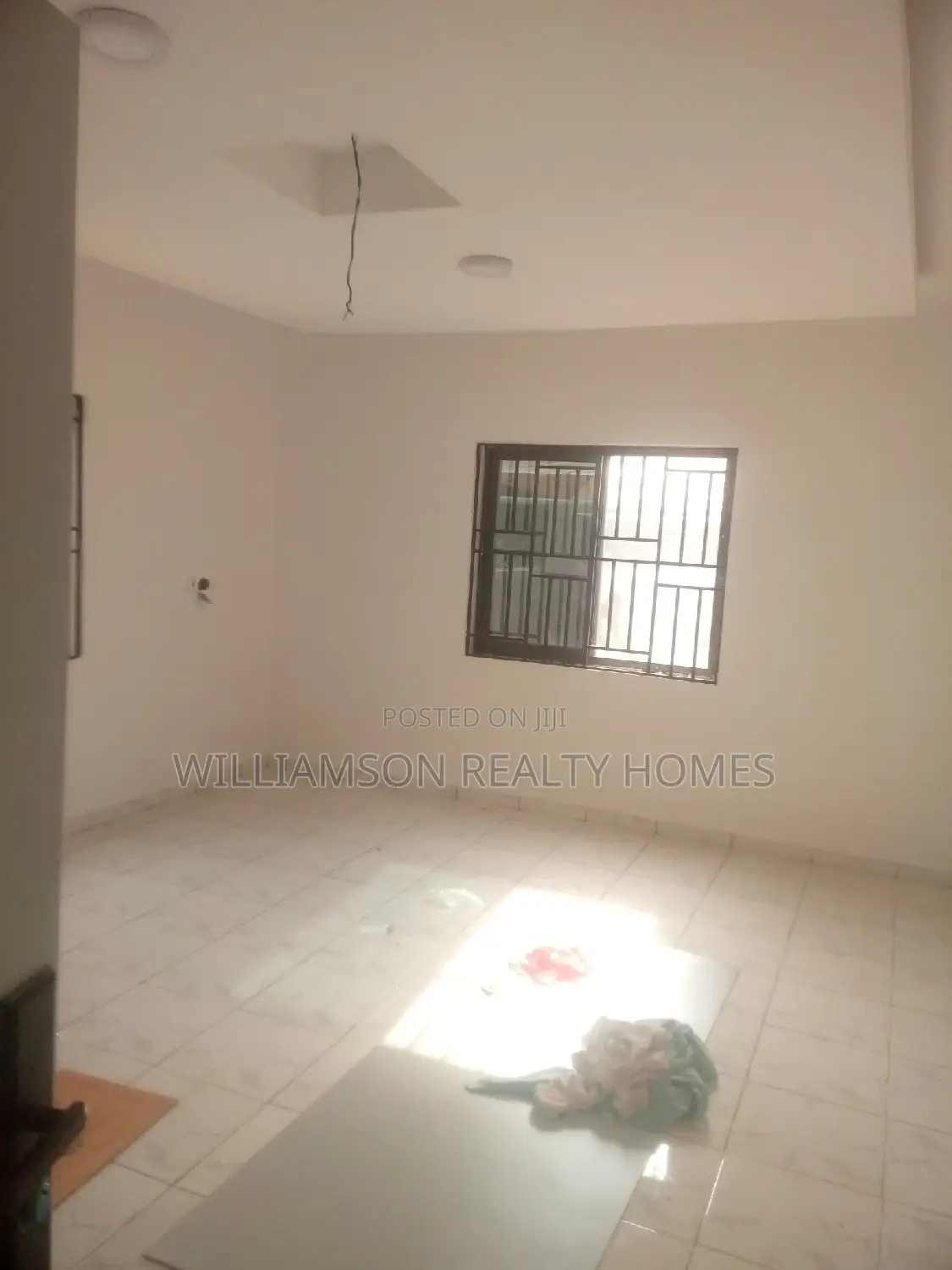 3bdrm House in Hfc Estate, Spintex for sale