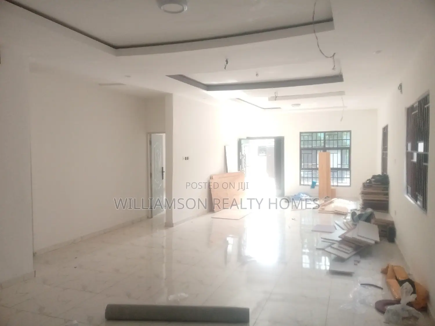 3bdrm House in Hfc Estate, Spintex for sale