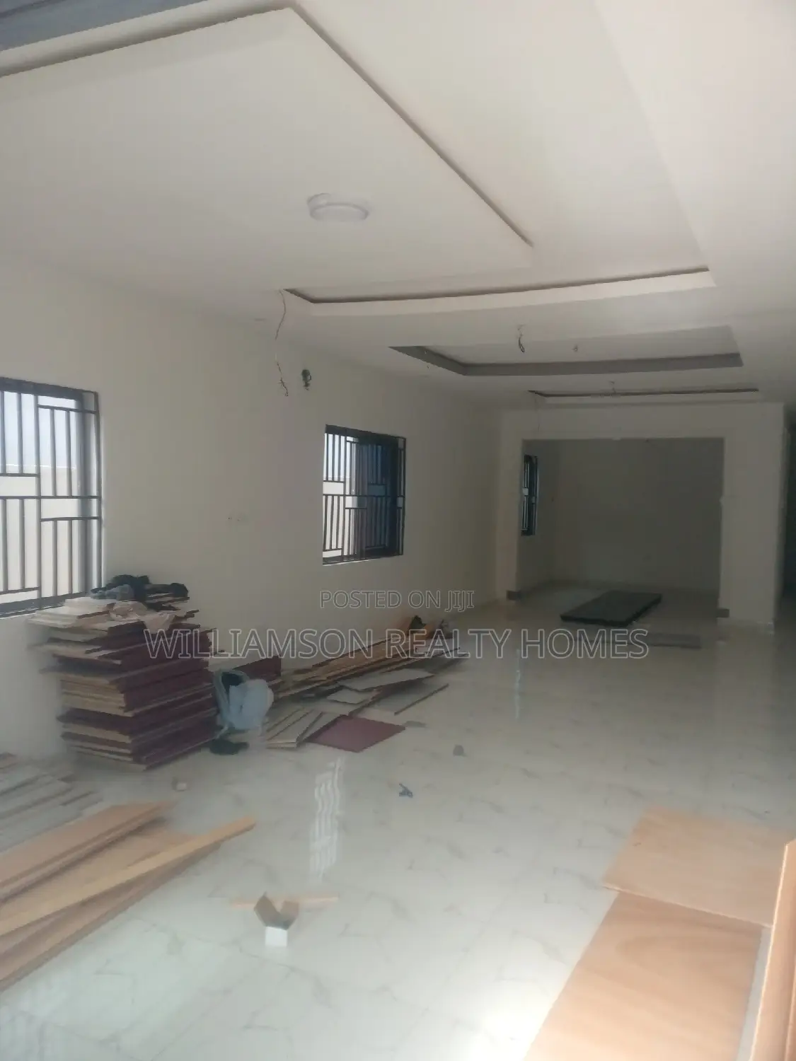 3bdrm House in Hfc Estate, Spintex for sale