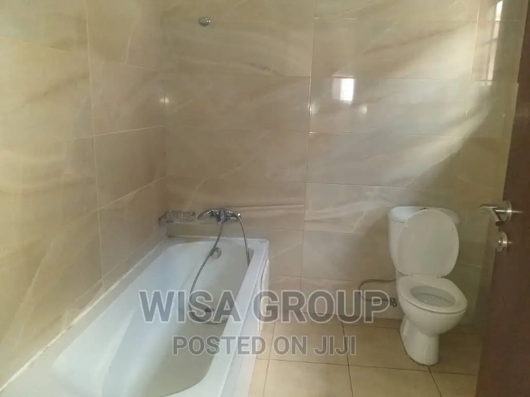3bdrm Duplex in Wisa Groups, Cantonments for rent