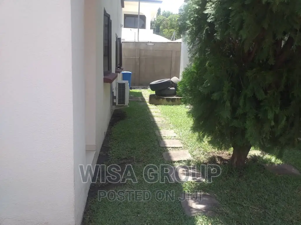 3bdrm Duplex in Wisa Groups, Cantonments for rent