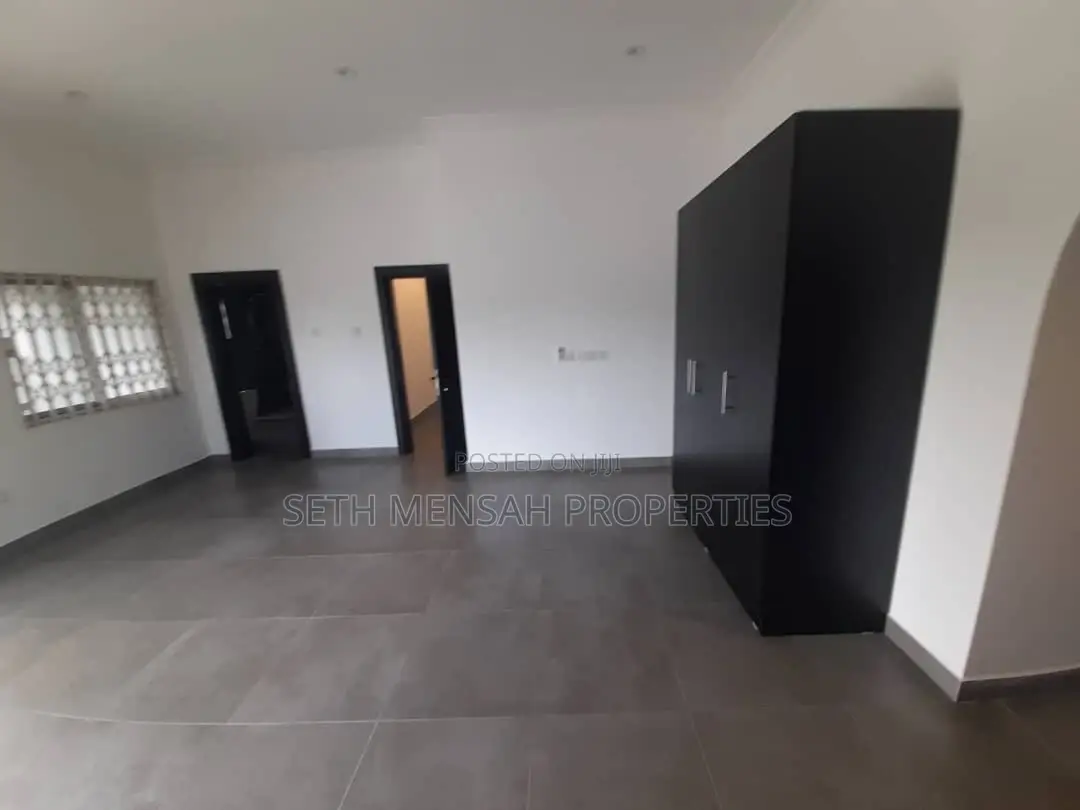 5bdrm House in Skm Property, Cantonments for rent