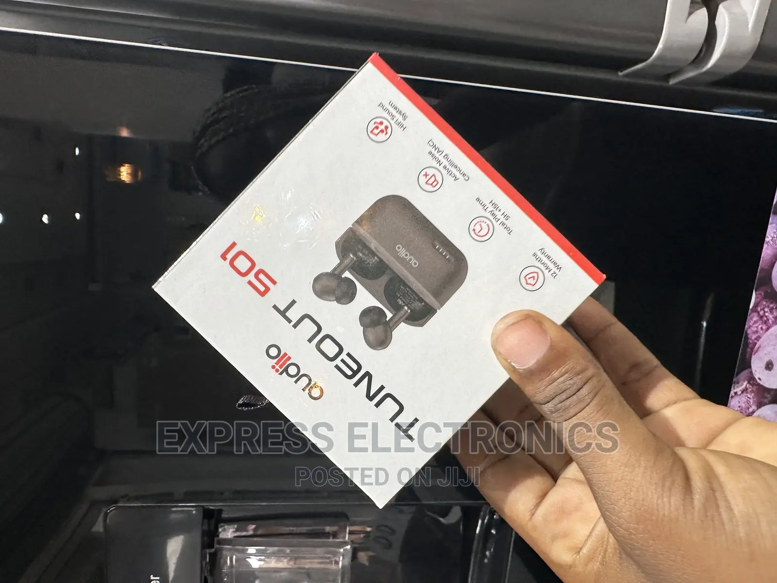 Portable Wireless Airpod Audiio Tuneout 501.