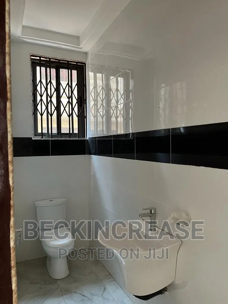 4bdrm House in Beckincrease, Oyarifa for sale